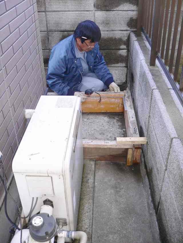 栃木小山　エコキュート施工前ガス給湯器
